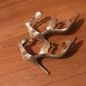 High heels *Chinese Laundry*